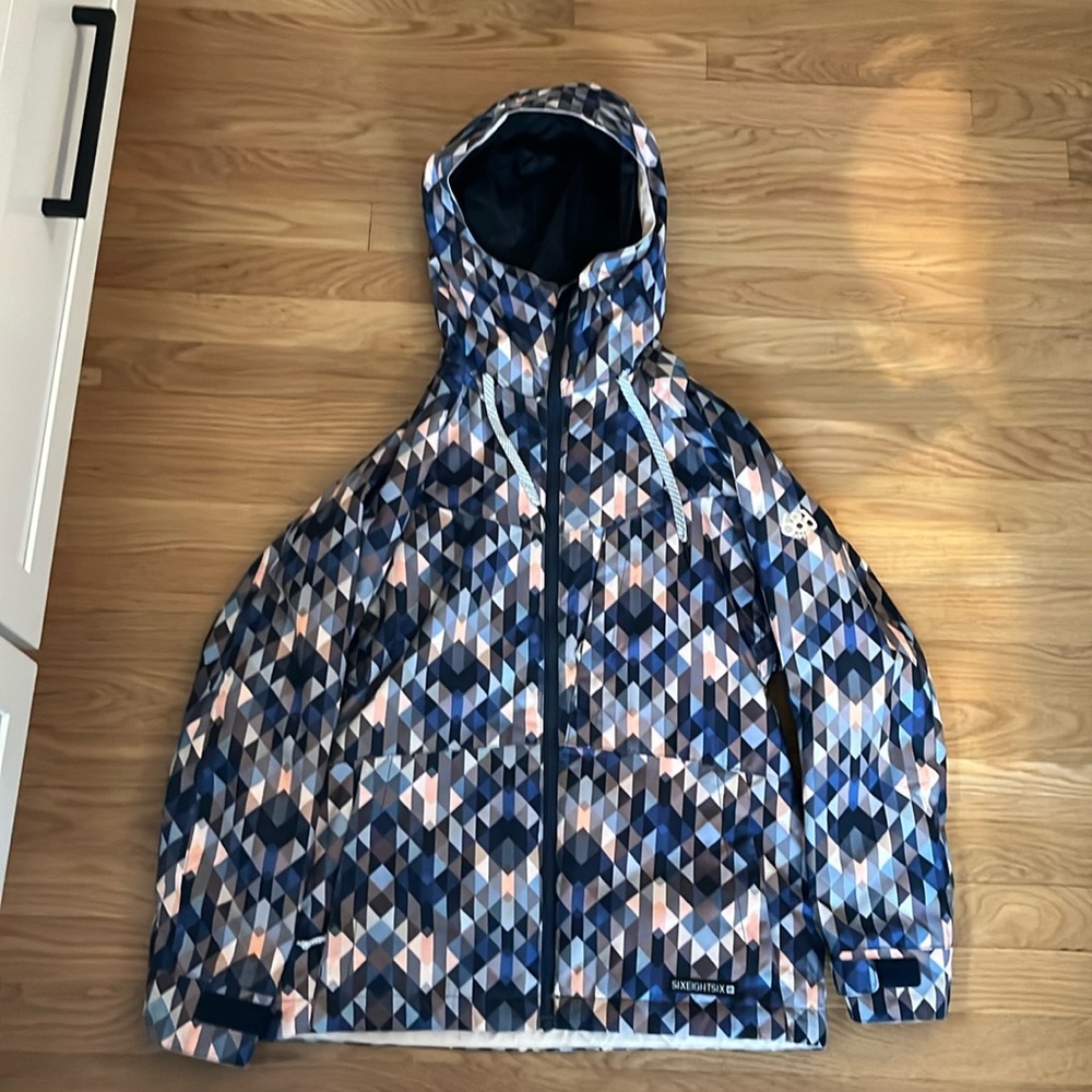 686 Women’s ski jacket, size XS, multi color design